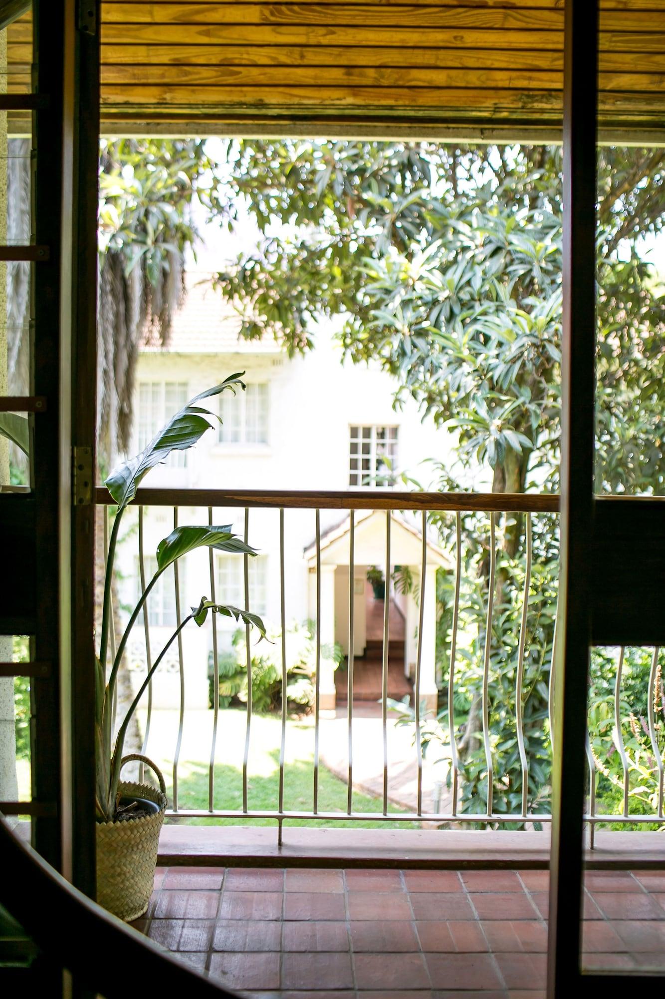 Bronte Hotel هراري المظهر الخارجي الصورة