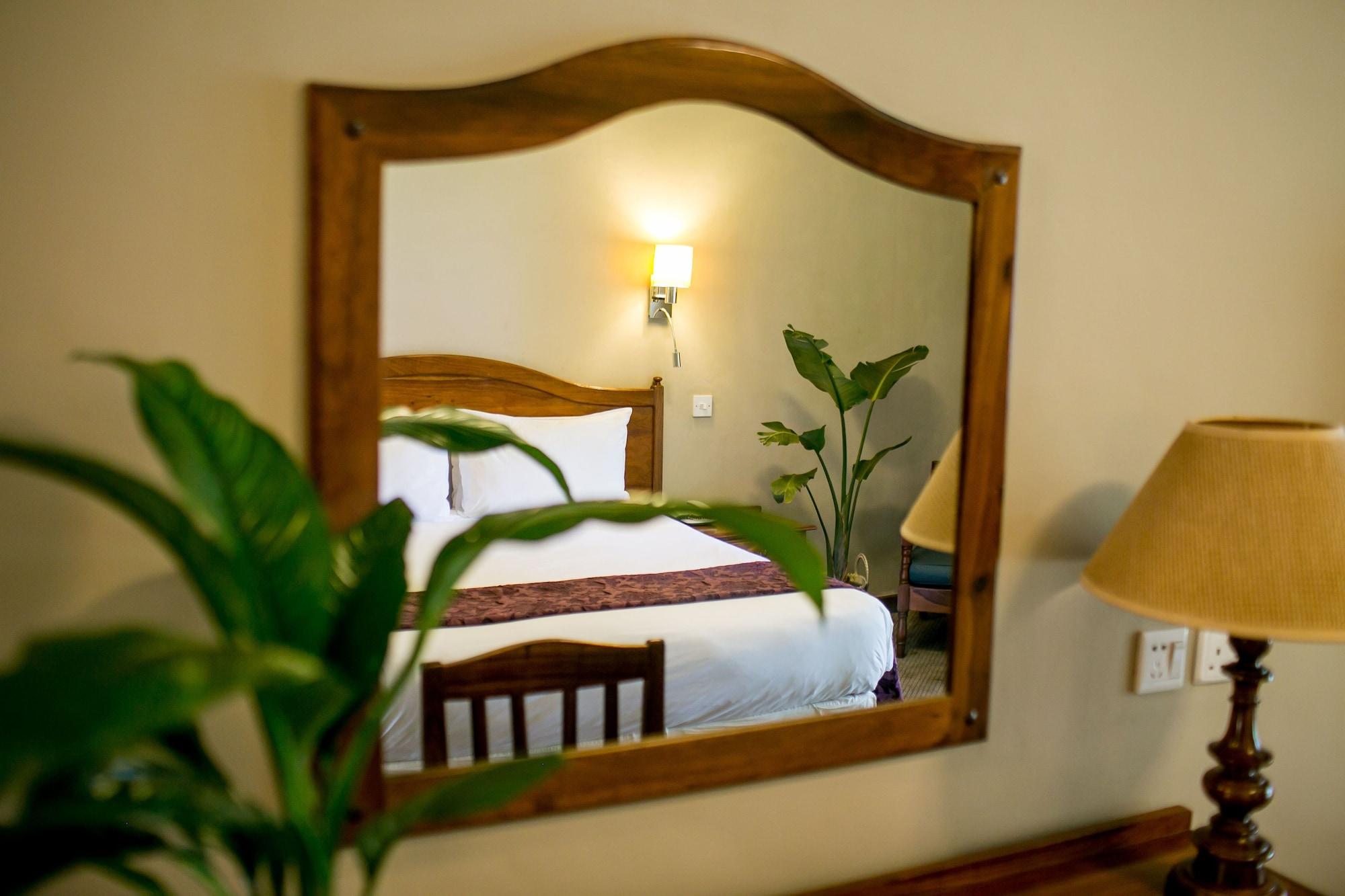 Bronte Hotel هراري المظهر الخارجي الصورة