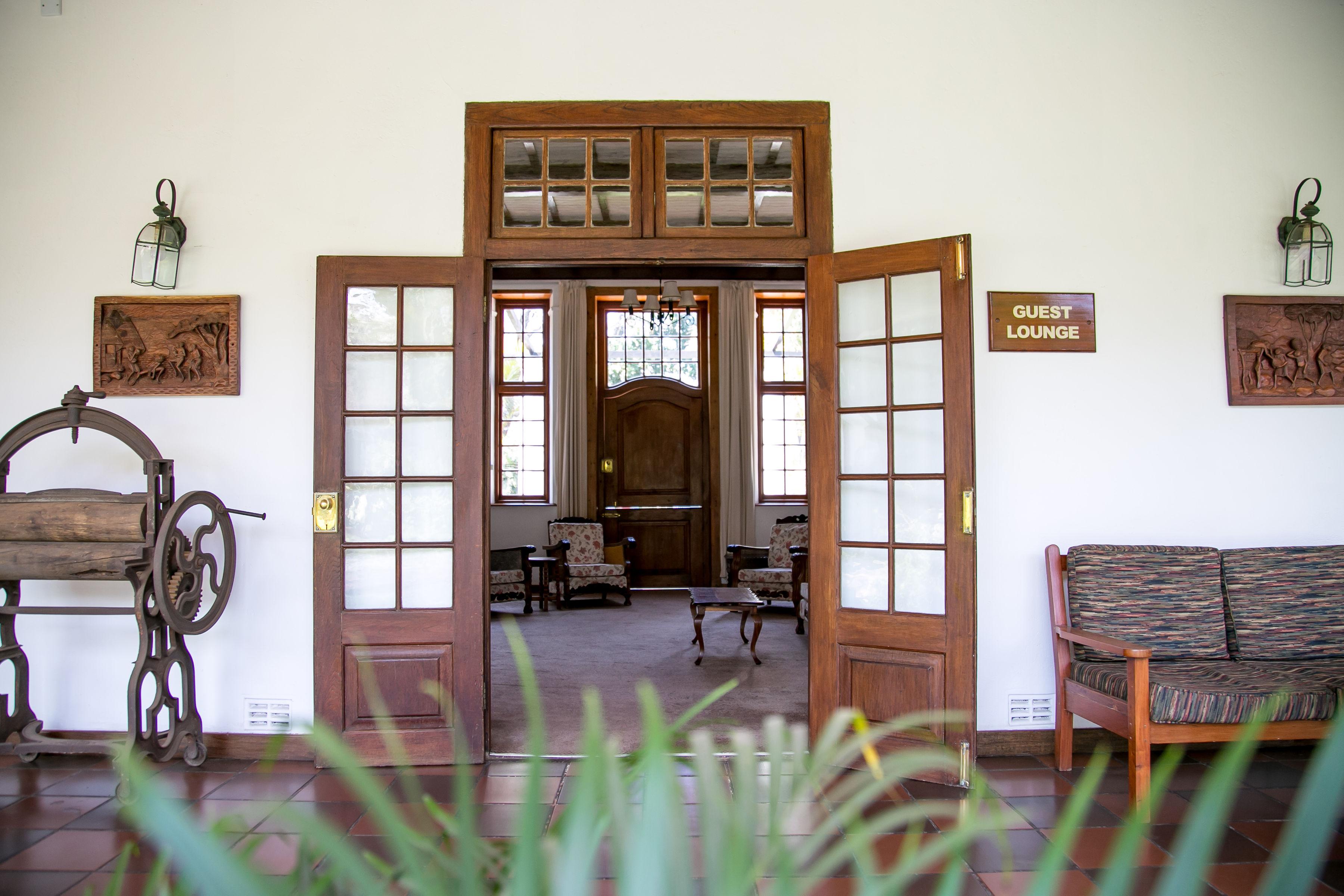 Bronte Hotel هراري المظهر الخارجي الصورة