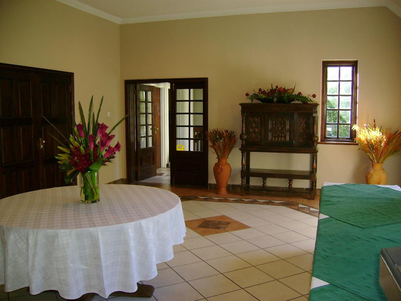 Bronte Hotel هراري المظهر الخارجي الصورة