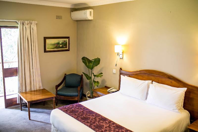 Bronte Hotel هراري المظهر الخارجي الصورة
